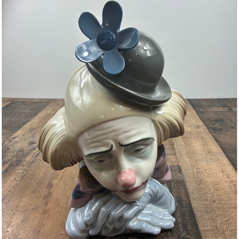 Lladro Sad Clown Head Bust 5130 Jose Puche Porcelain Figurine Blue Flower Spain